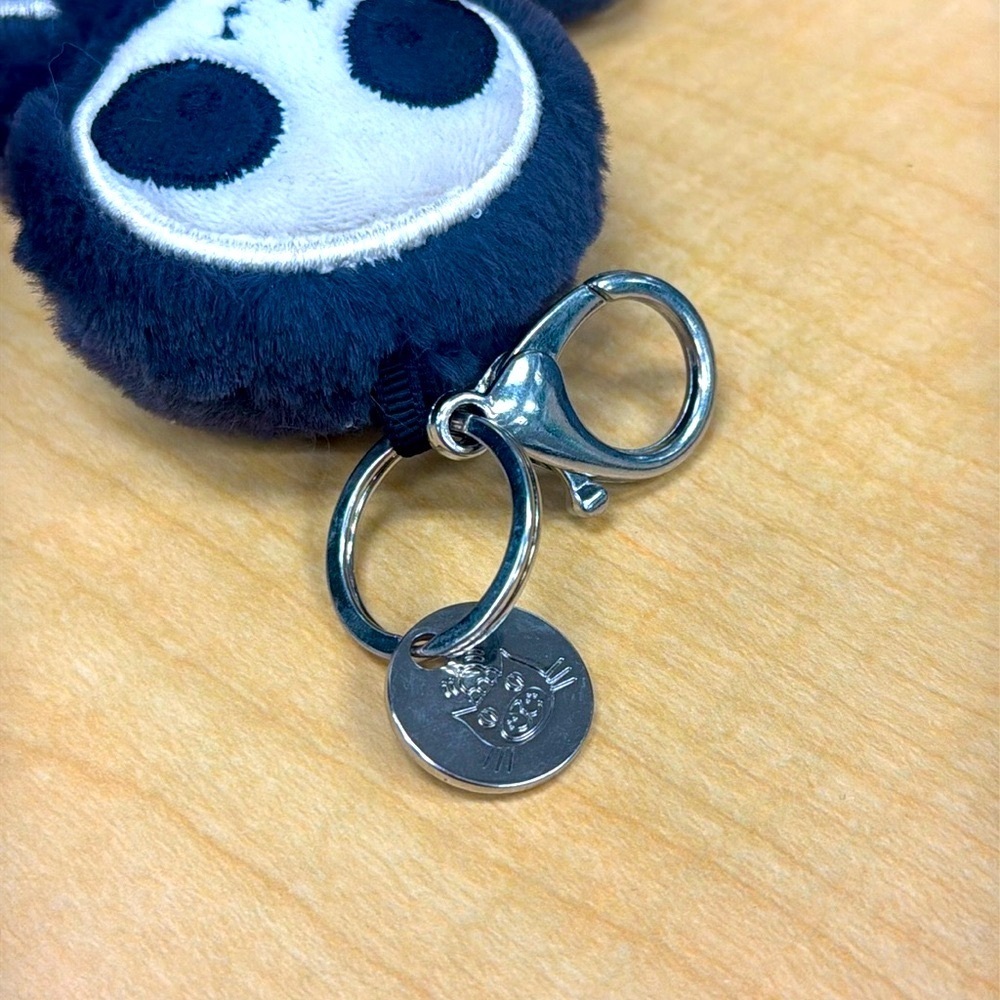 Jellycat Amuseables Bob the Skeleton keychain - Picture 3 of 4